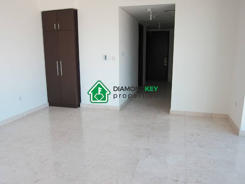 Multiple Payments! High Floor, lovely Studio in Marina Square Multiple Payments! High Floor, lovely Studio in Marina Square