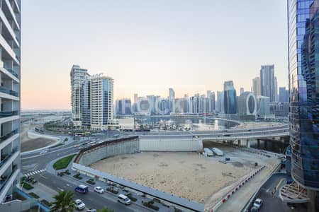 فلیٹ 2 غرفة نوم للبيع في الخليج التجاري، دبي - شقة في الخليج،الخليج التجاري 2 غرف 1850000 درهم - 9004755