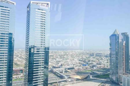 Office for Rent in Business Bay, Dubai - Sea View | Fully Fitted | Close to Metro