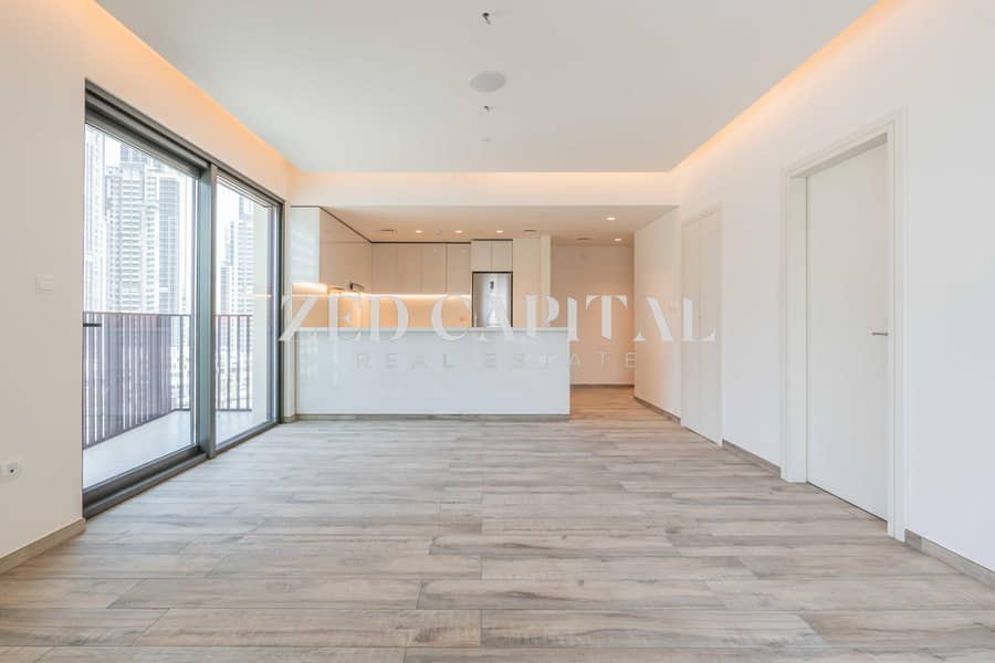 Vacant Unit | Stunning Canal and City View