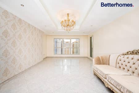 2 Bedroom Flat for Sale in Al Khan, Sharjah - 2 BR + Maid | 4 Bathroom | On Al Khan Lagoon