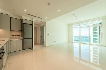 1 Bedroom Apartment for Rent in Dubai Harbour, Dubai - High Floor | Partial Palm View | Chiller Free