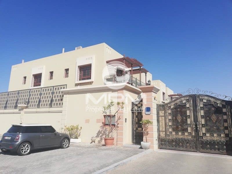 Spacious, Neat and Clean 6 Bedroom Villa Spacious, Neat and Clean 6 Bedroom Villa