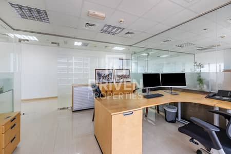 Office for Sale in Jumeirah Lake Towers (JLT), Dubai - Premium Fitted Office in a Prime Location