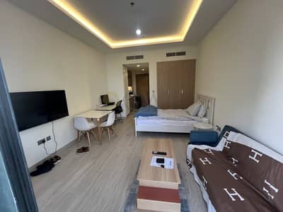 梅丹城， 迪拜 单身公寓待租 - 位于梅丹城，梅丹一号，阿齐兹里维埃拉社区，阿齐兹里维埃拉13号楼 的公寓 45000 AED - 9006960