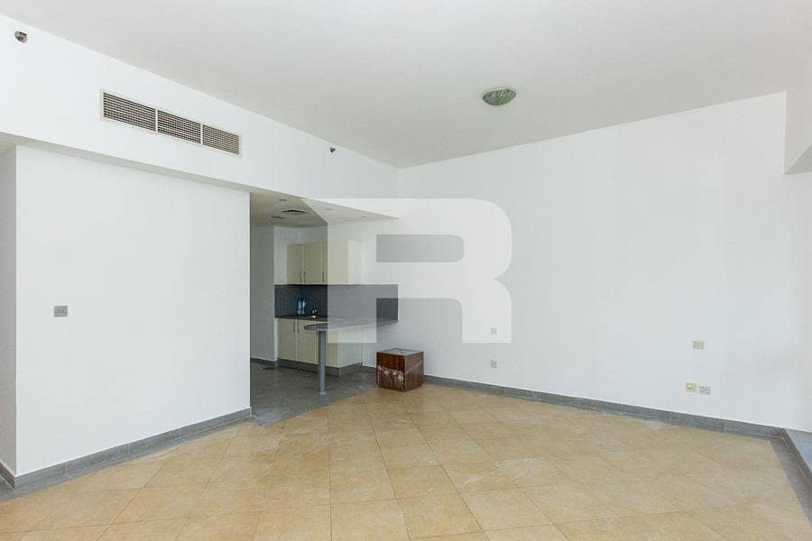 Spacious Studio Apartment | Close To Metro