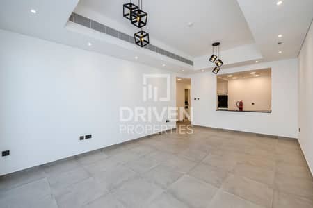 2 Bedroom Flat for Rent in Umm Al Sheif, Dubai - Fully Renovated | Chiller Free | Well Maintained