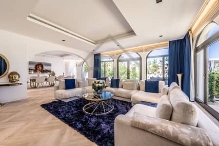 5 Bedroom Villa for Sale in Palm Jumeirah, Dubai - Main Photo. jpg