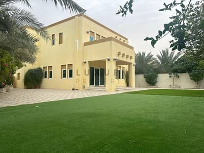 3 Bedroom Villa for Rent in Jumeirah Park, Dubai - Corner Plot | Great Location | Available Now