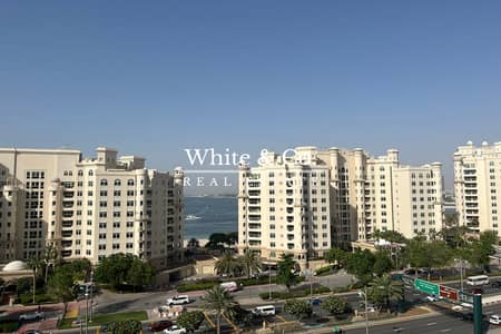 朱美拉棕榈岛， 迪拜 3 卧室单位待租 - 位于朱美拉棕榈岛，海滨公寓，贾西哈马德公寓 3 卧室的公寓 260000 AED - 9009935