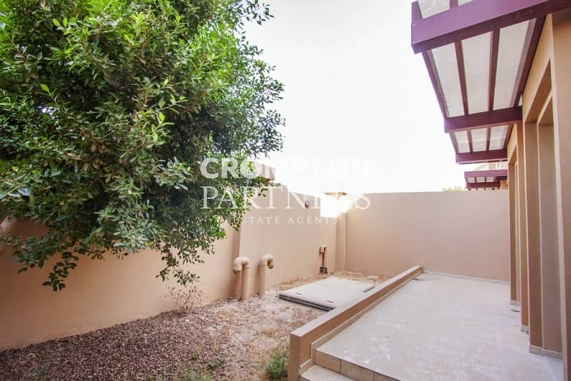 Exceptional Four Bedroom Townhouse in Raha