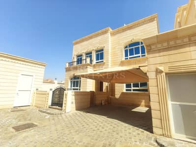 5 Bedroom Villa for Rent in Khalifa City, Abu Dhabi - Big Layout | With Shared Pool and Gym | Vacant
