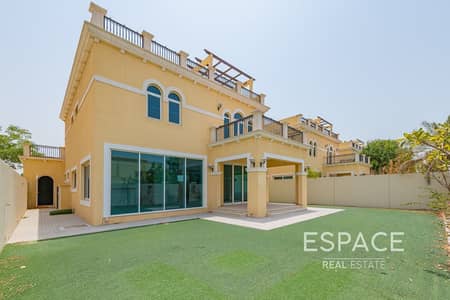 4 Bedroom Villa for Sale in Jumeirah Park, Dubai - 4 BR Nova | Single Row | Premium Location