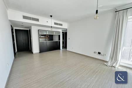 1 Bedroom Apartment for Sale in Dubai Marina, Dubai - Emaar | Vacant | Upgraded | One Bedroom