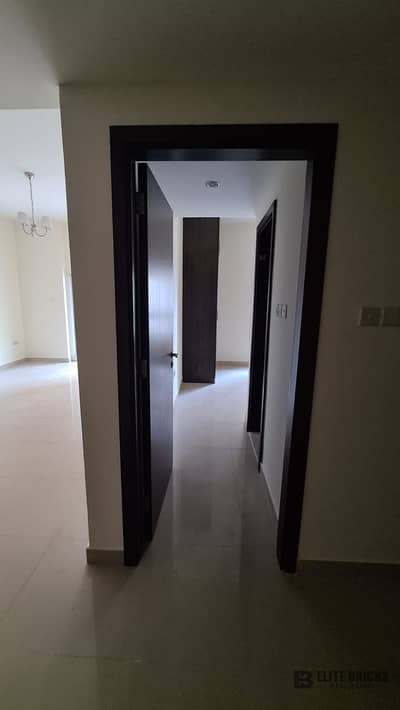 1 Bedroom Apartment for Sale in Dubai Production City (IMPZ), Dubai - Very Spacious  High Floor  Vacant on Transfer