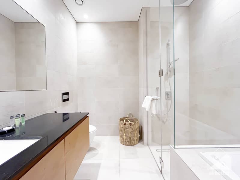 13 Residence 110 - 1005-12. jpg