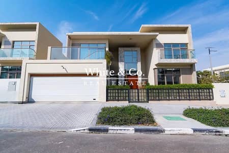 4 Bedroom Villa for Rent in Al Furjan, Dubai - Upgraded Villa | Corner Plot | Available July