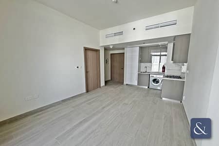 1 Bedroom Flat for Sale in Meydan City, Dubai - High Floor | Great Investment | Vacant