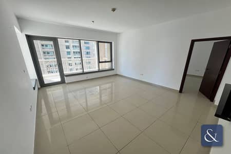 2 Bedroom Apartment for Rent in Downtown Dubai, Dubai - Two Bedrooms | Bright Apt | Fountain View