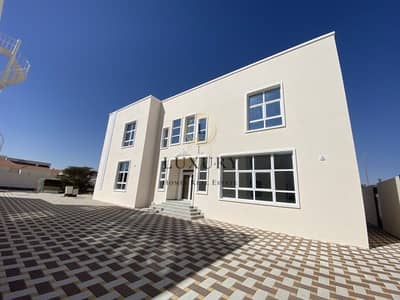 5 Bedroom Villa for Rent in Al Marakhaniya, Al Ain - Brand New | Prime location | Built in wardrobes