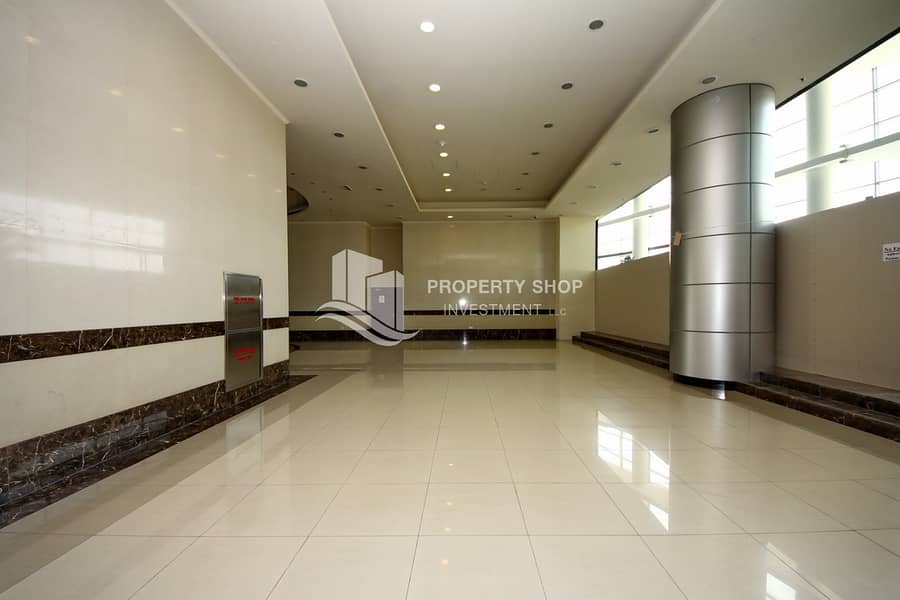 4 office-abu-dhabi-building-materials-city-prestige-tower-reception-2. JPG