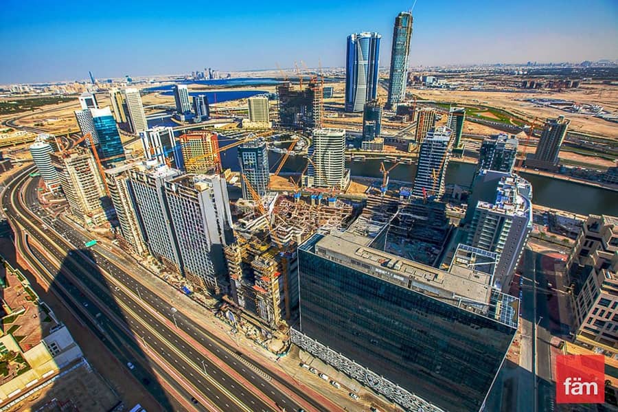 Canal | Skyline, Creek Tower View | High Floor Canal | Skyline, Creek Tower View | High Floor
