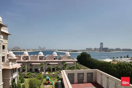 2 Bedroom Flat for Rent in Palm Jumeirah, Dubai - Full Seaview | Fully Furnished | Luxury Living