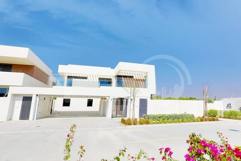Nice and  Spacious Villa in Yas.Rent Here!