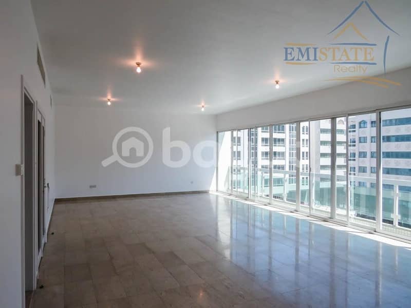 Spacious 4BR + M with 5 Bath No Commission on Higher Floor Spacious 4BR + M with 5 Bath No Commission on Higher Floor