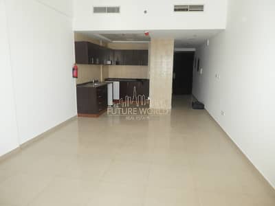 Studio with Balcony | Sunny and SPACIOUS Studio with Balcony | Sunny and SPACIOUS