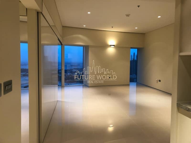 2 Bed | Next to Metro | Park Place Tower