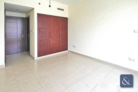 1 Bedroom Apartment for Sale in Downtown Dubai, Dubai - Vacant | High Floor | Investment Opportunity