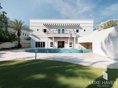 6 Bedroom Villa for Sale in Emirates Hills, Dubai - Lakeview | Renovation Project | Big Plot 6 Beds