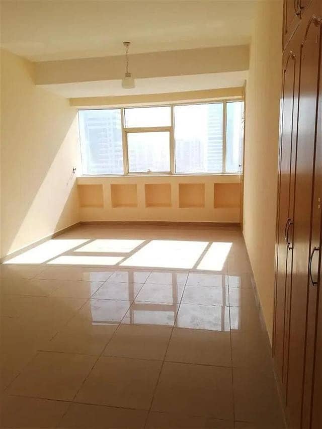 سكن عمال في النهدة 18000 درهم - 3966017