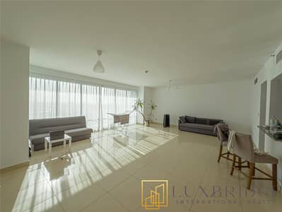 2 Bedroom Apartment for Rent in Jumeirah Lake Towers (JLT), Dubai - Exclusive |2BR+Maid's Room | Vacant in August