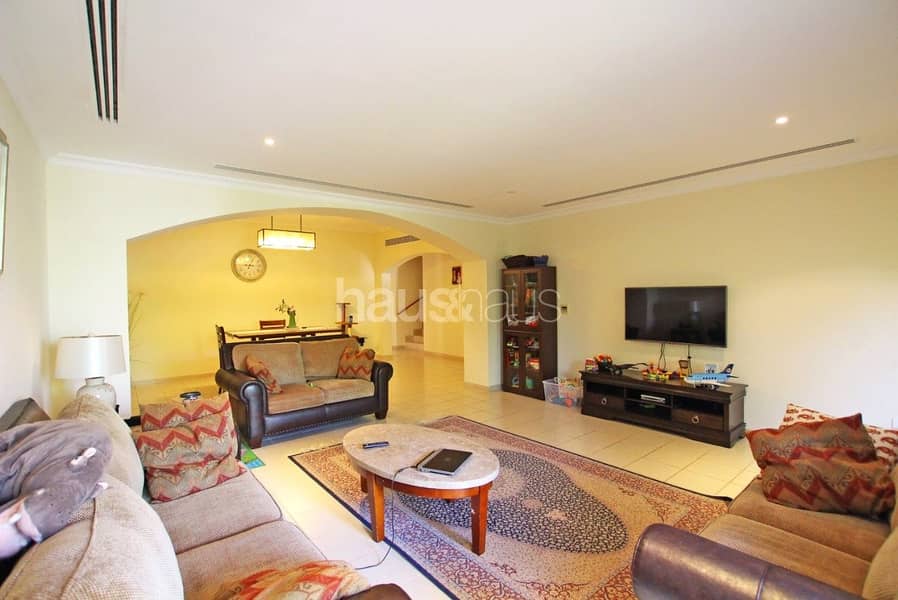 Type 14 | 4 Bed | Corner Plot | Well Maintained