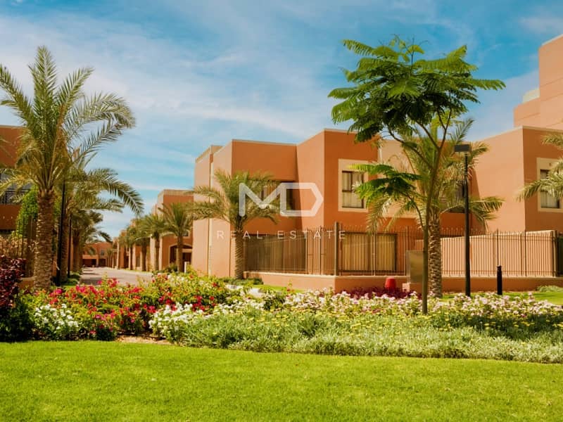Large 4BR Villa | Amazing Offer | Emirati Price