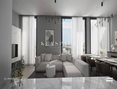 فلیٹ 3 غرف نوم للبيع في مويلح، الشارقة - Living Room Render - Al Mamsha Raseel. jpg