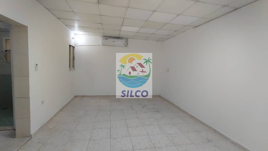 Spacious and Airy 1BHK Flat with Split AC in Prime Location