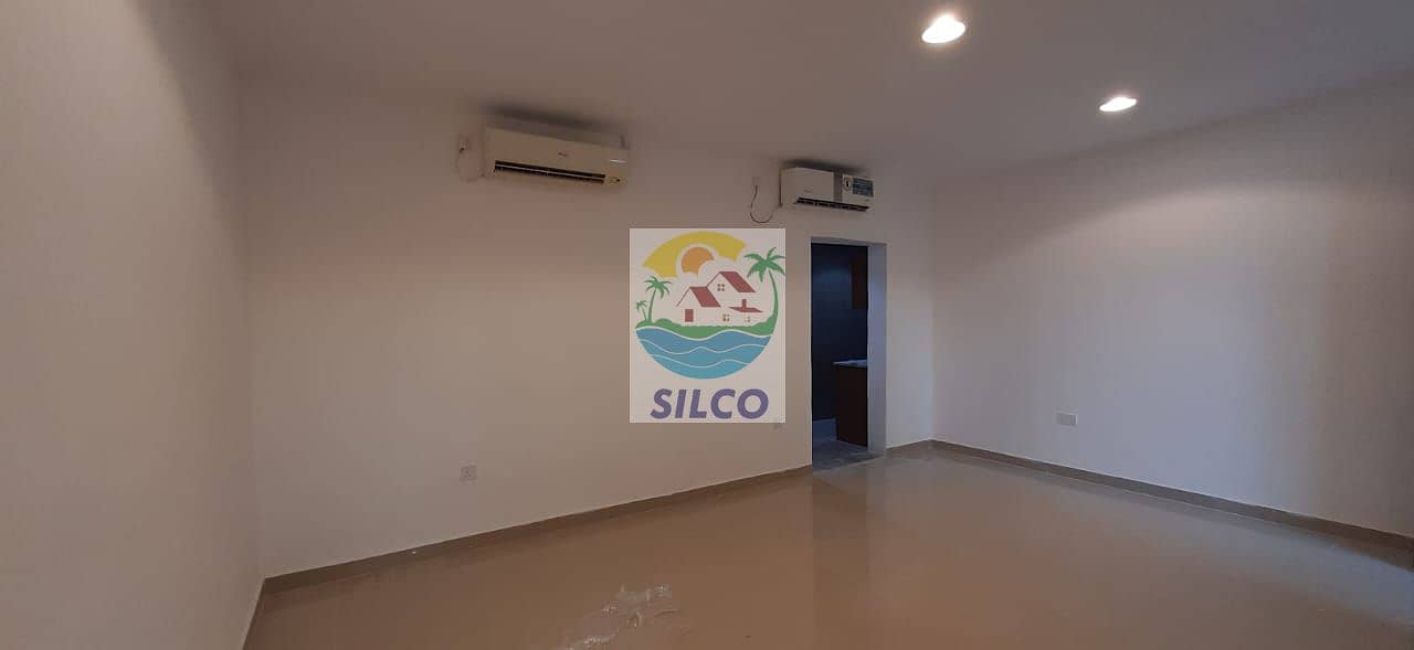 6 WhatsApp Image 2024-01-03 at 12.31. 01 PM. jpeg