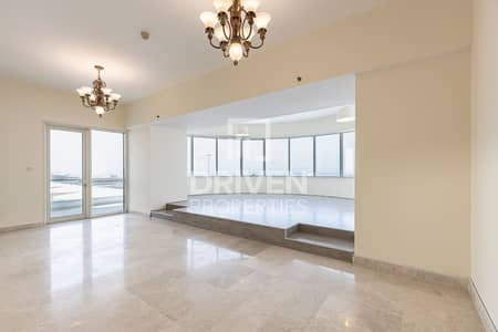3 Bedroom Apartment for Sale in Dubai Marina, Dubai - Stunning Sea View | Modern and Unique Layout