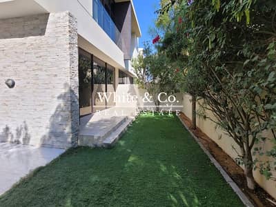 3 Bedroom Villa for Rent in DAMAC Hills, Dubai - Vacant | Maids Room | Huge Plot Garden