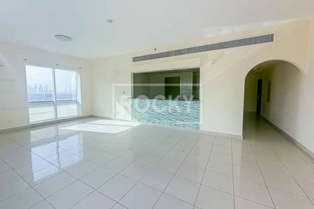 2 Bedroom Flat for Sale in Dubai Sports City, Dubai - On High Floor | Vacant | No Agents Please