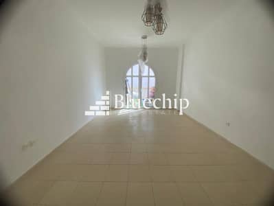 2 Bedroom Flat for Rent in Jumeirah Village Circle (JVC), Dubai - Ready to move in | Large Layout | Community View