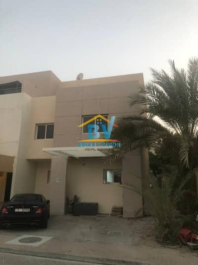 5 Bedroom Villa for Sale in Al Reef, Abu Dhabi - dzHF2pKRq9F0C_1qAYxcbQ5lEapWbTM0pu-Ov3wr-r8=_plaintext_638314380197081541. jpg