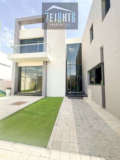 5 Bedroom Villa for Rent in Al Barsha, Dubai - 1. jpg