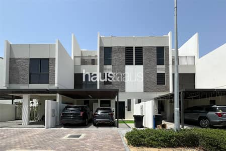 5 Bedroom Townhouse for Sale in DAMAC Hills 2 (Akoya by DAMAC), Dubai - Single Row | Arranged Over Three Floors | Modern