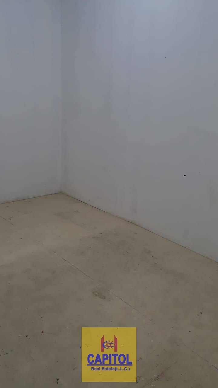 4MM17 3. jpg 4MM17 3. jpg