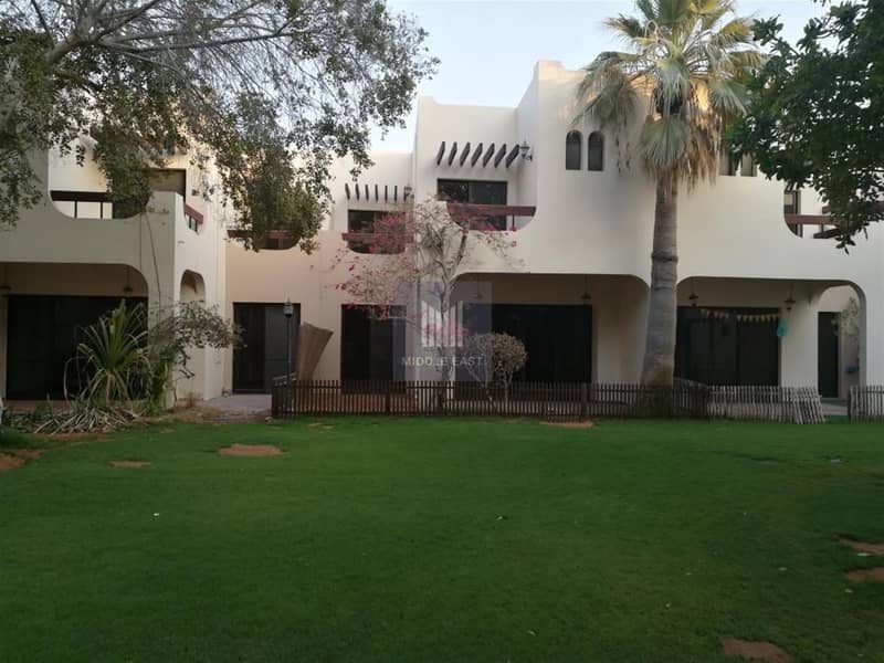 A Spacious 3 bedrooms Villa | Jumeirah 1
