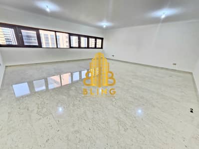 4 Bedroom Flat for Rent in Hamdan Street, Abu Dhabi - WhatsApp Image 2024-05-16 at 4.53. 28 PM. jpeg
